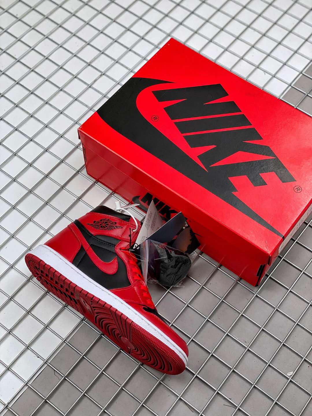 2020 Men Nike SB x Air Jordan 1 High OG Light Bone Red Black Shoes